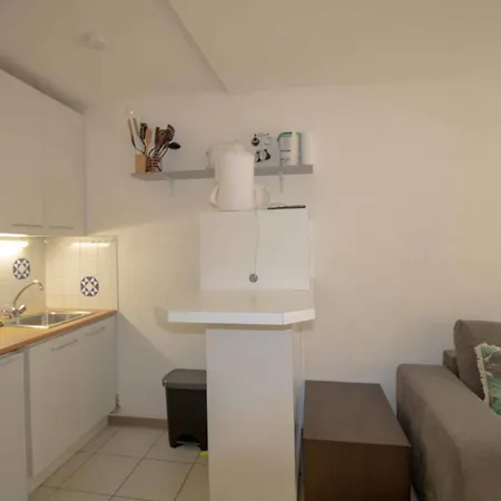 Studio With Terrace In Downtown Apartamento